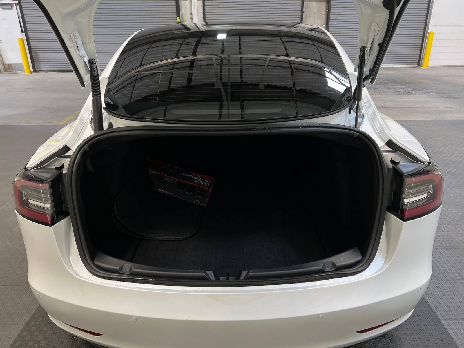 Thumbnail: 2021 Tesla Model 3 - 4