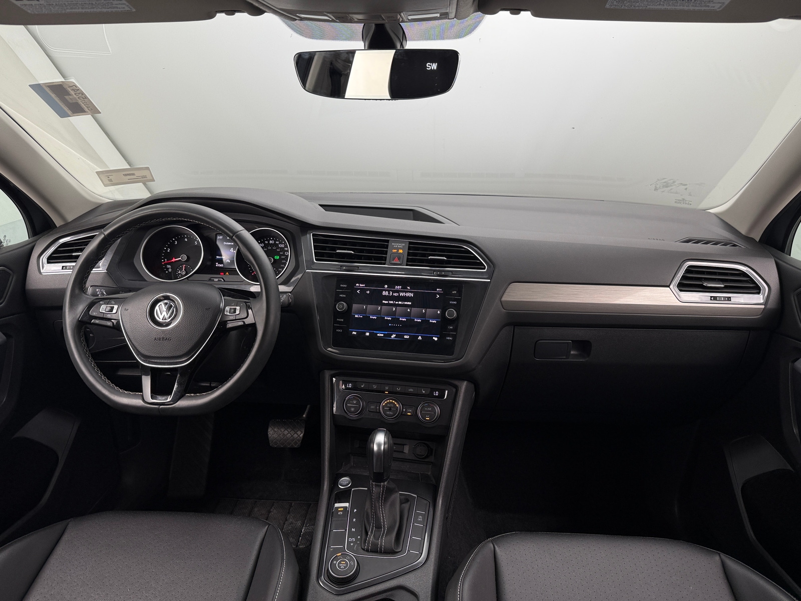Thumbnail: 2021 Volkswagen Tiguan - 2