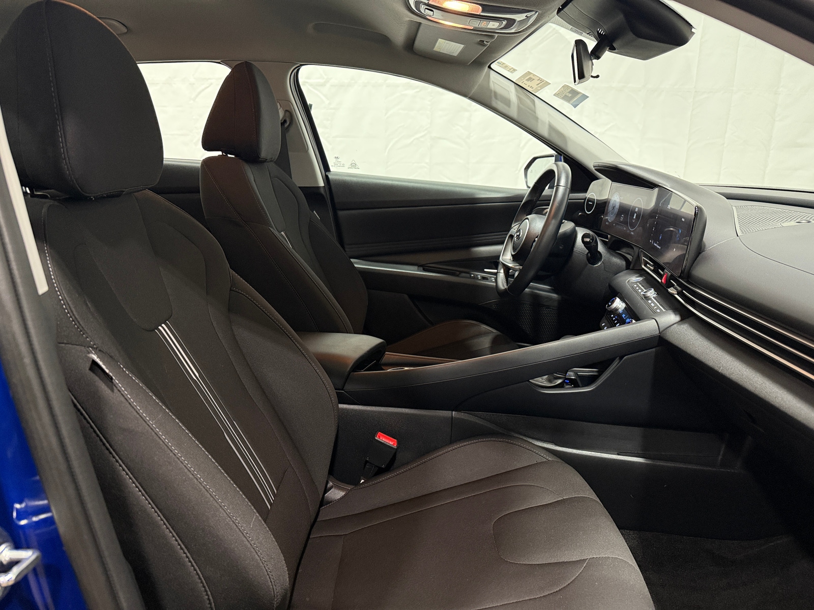 Thumbnail: 2023 Hyundai Elantra - 2