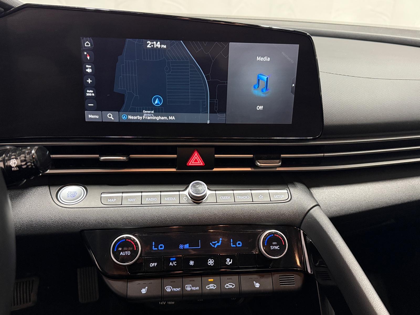 Thumbnail: 2023 Hyundai Elantra - 4
