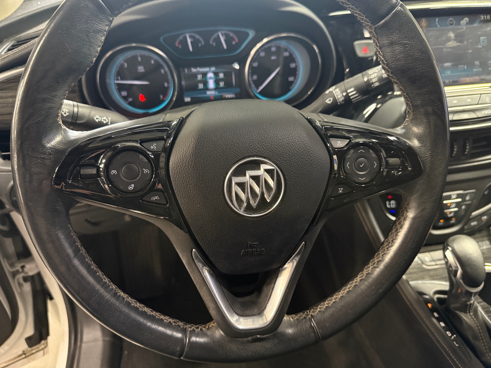 Thumbnail: 2017 Buick Envision - 4