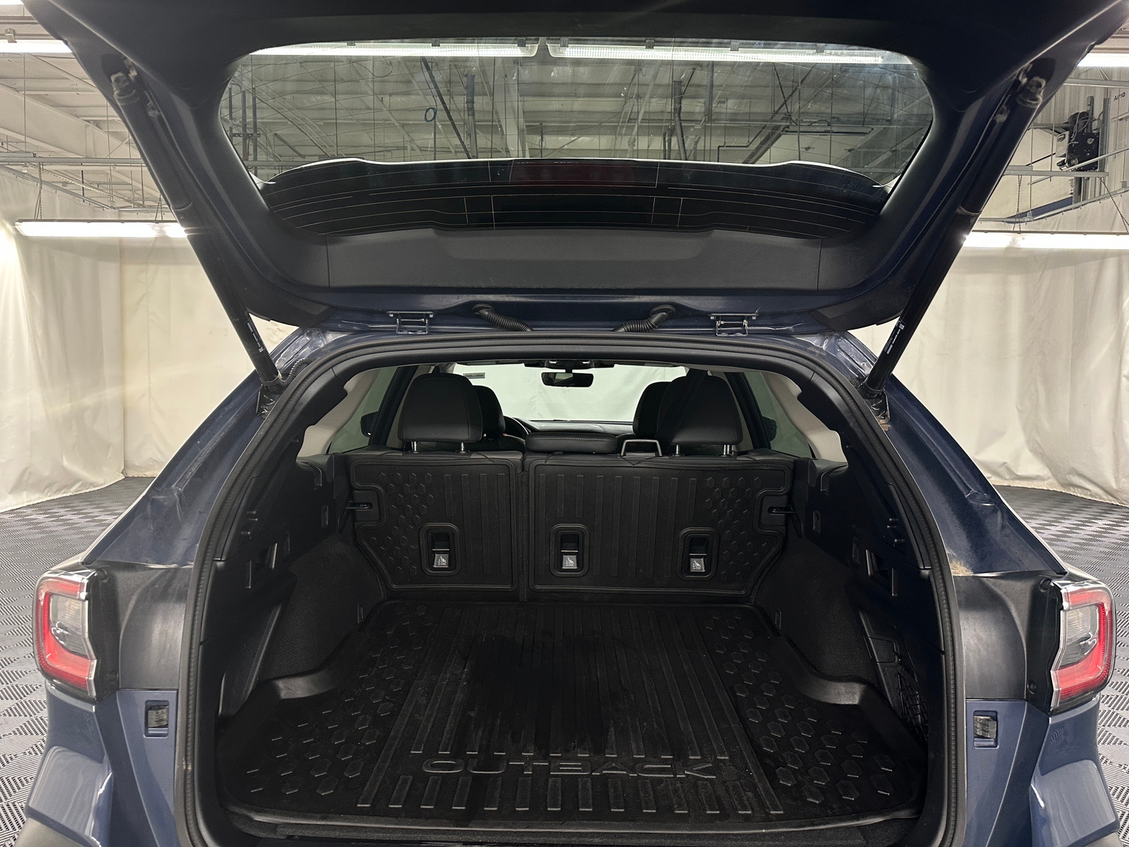 Thumbnail: 2023 Subaru Outback - 6
