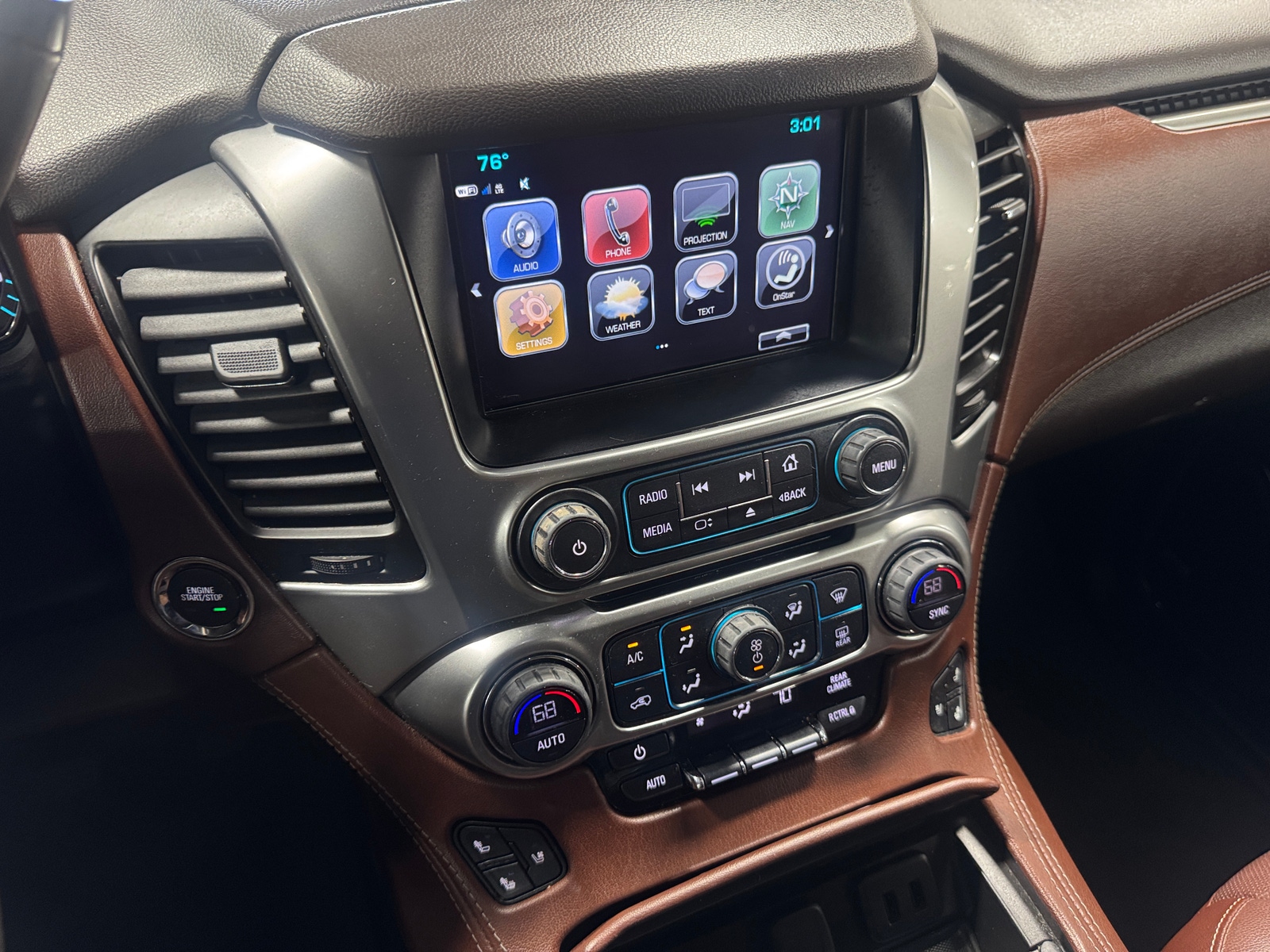 Thumbnail: 2018 Chevrolet Tahoe - 3
