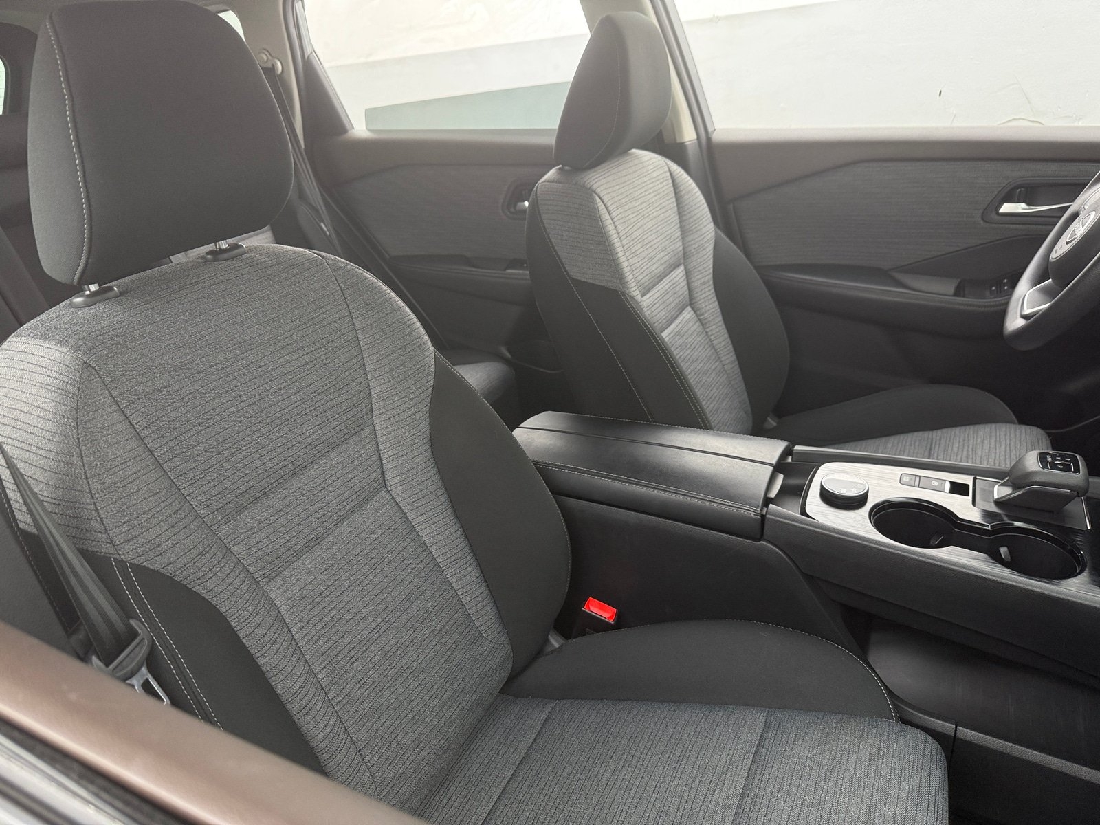 Thumbnail: 2023 Nissan Rogue - 2