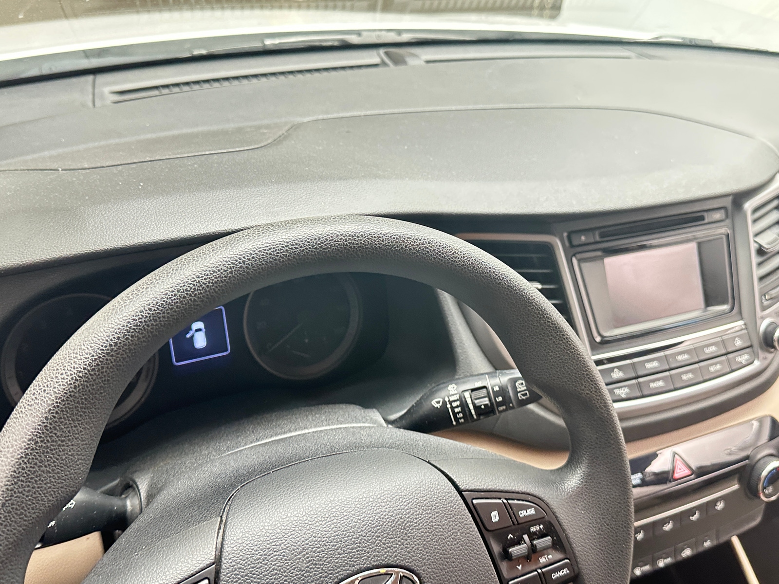 Thumbnail: 2017 Hyundai Tucson - 3