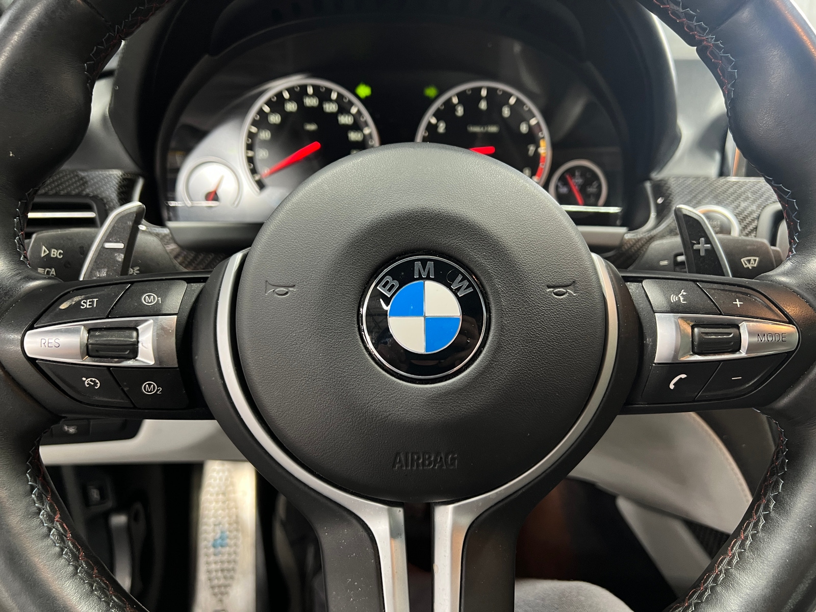 Thumbnail: 2014 BMW M6 - 3