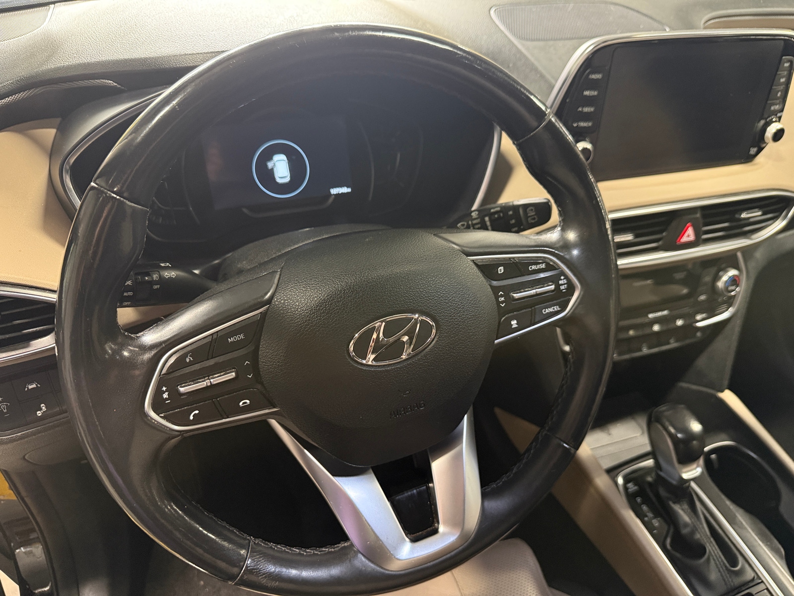 Thumbnail: 2019 Hyundai Santa Fe - 4