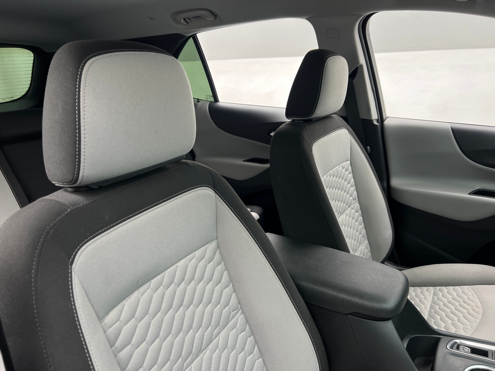 Thumbnail: 2021 Chevrolet Equinox - 2