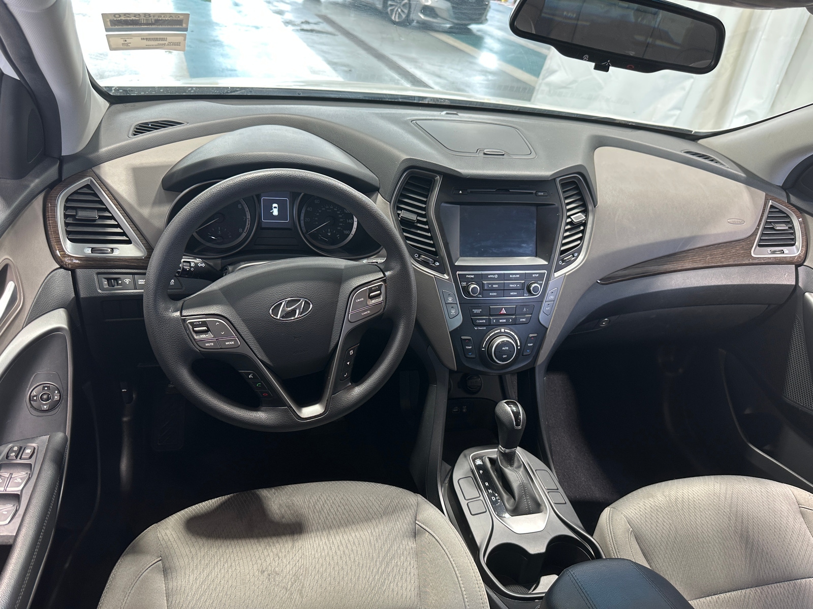 Thumbnail: 2017 Hyundai Santa Fe - 3