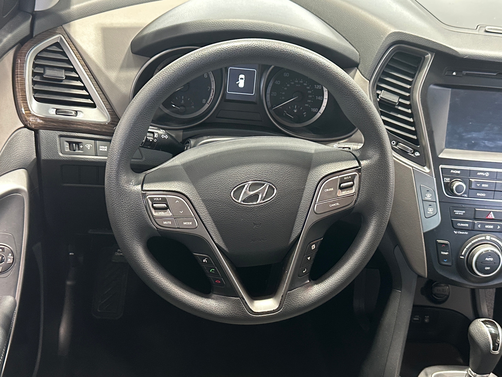Thumbnail: 2017 Hyundai Santa Fe - 5
