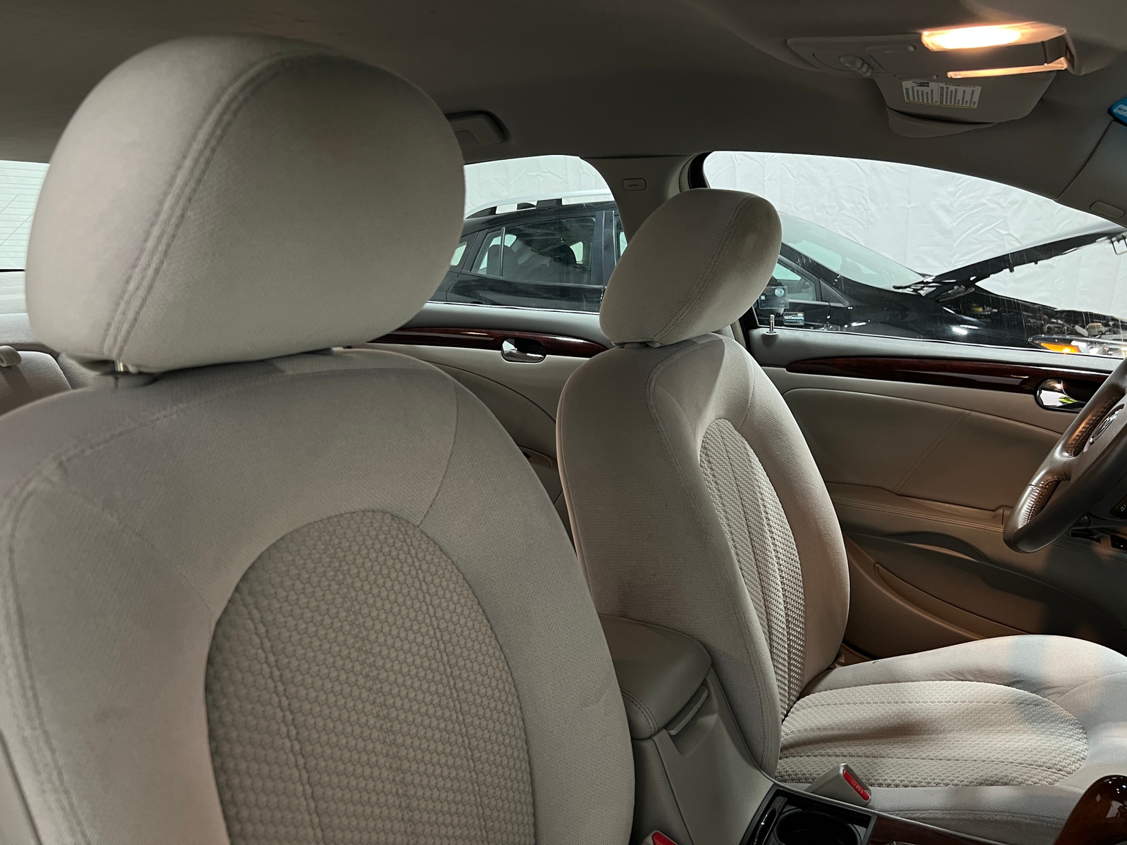 Thumbnail: 2010 Buick Lucerne - 2