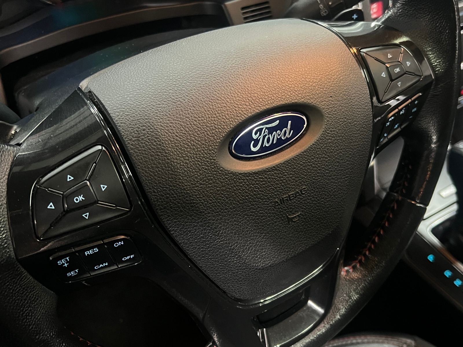 Thumbnail: 2017 Ford Explorer - 4