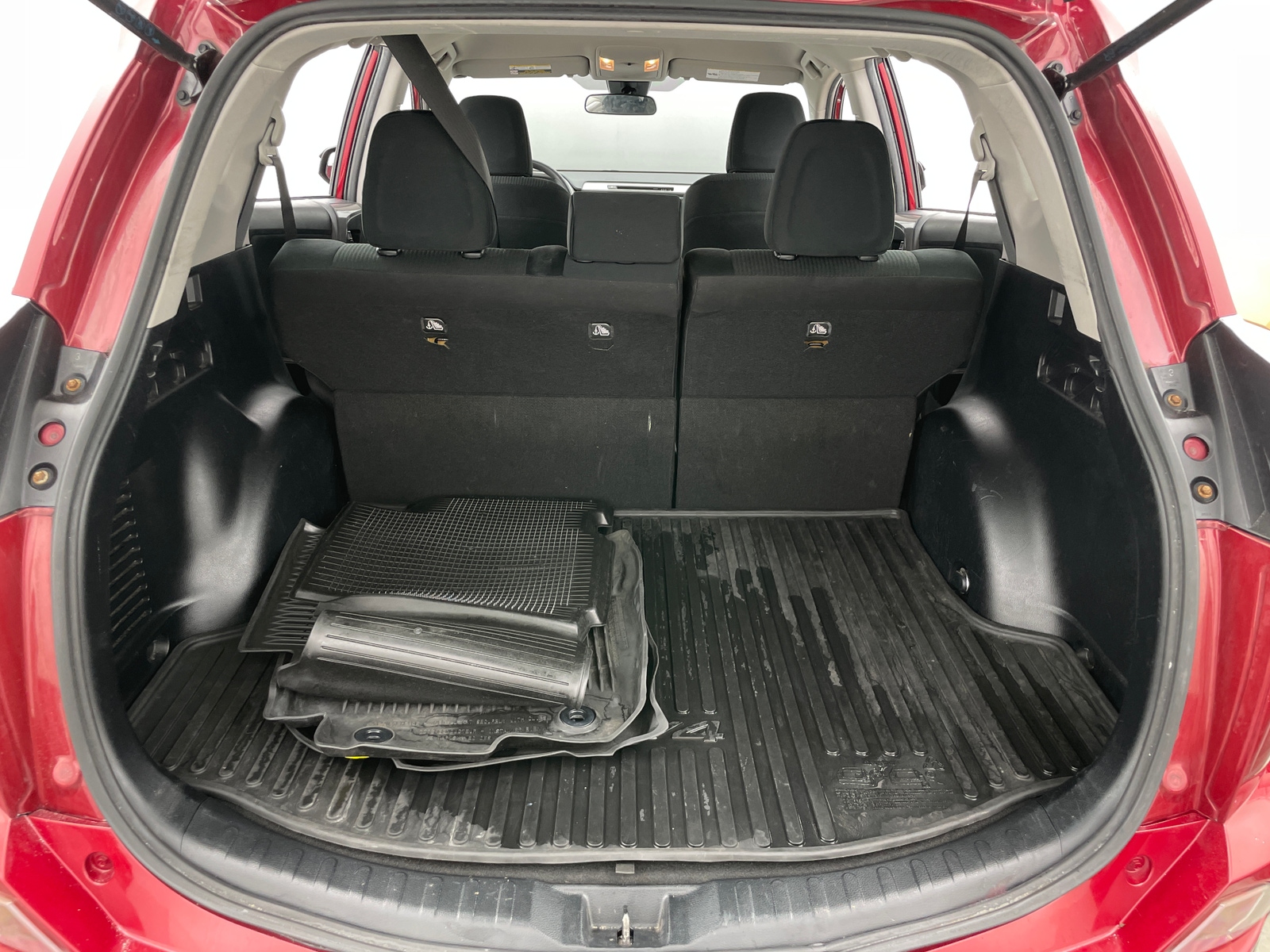 Thumbnail: 2018 Toyota RAV4 - 7