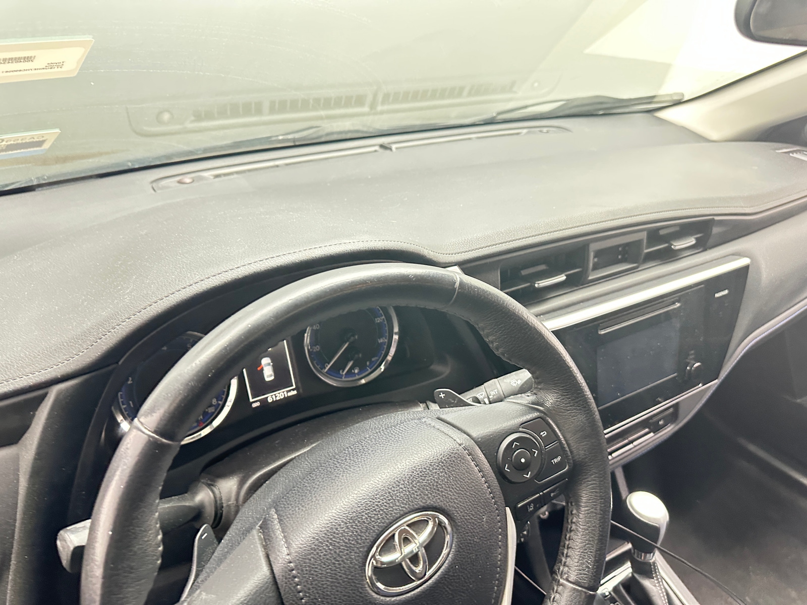 Thumbnail: 2017 Toyota Corolla - 2