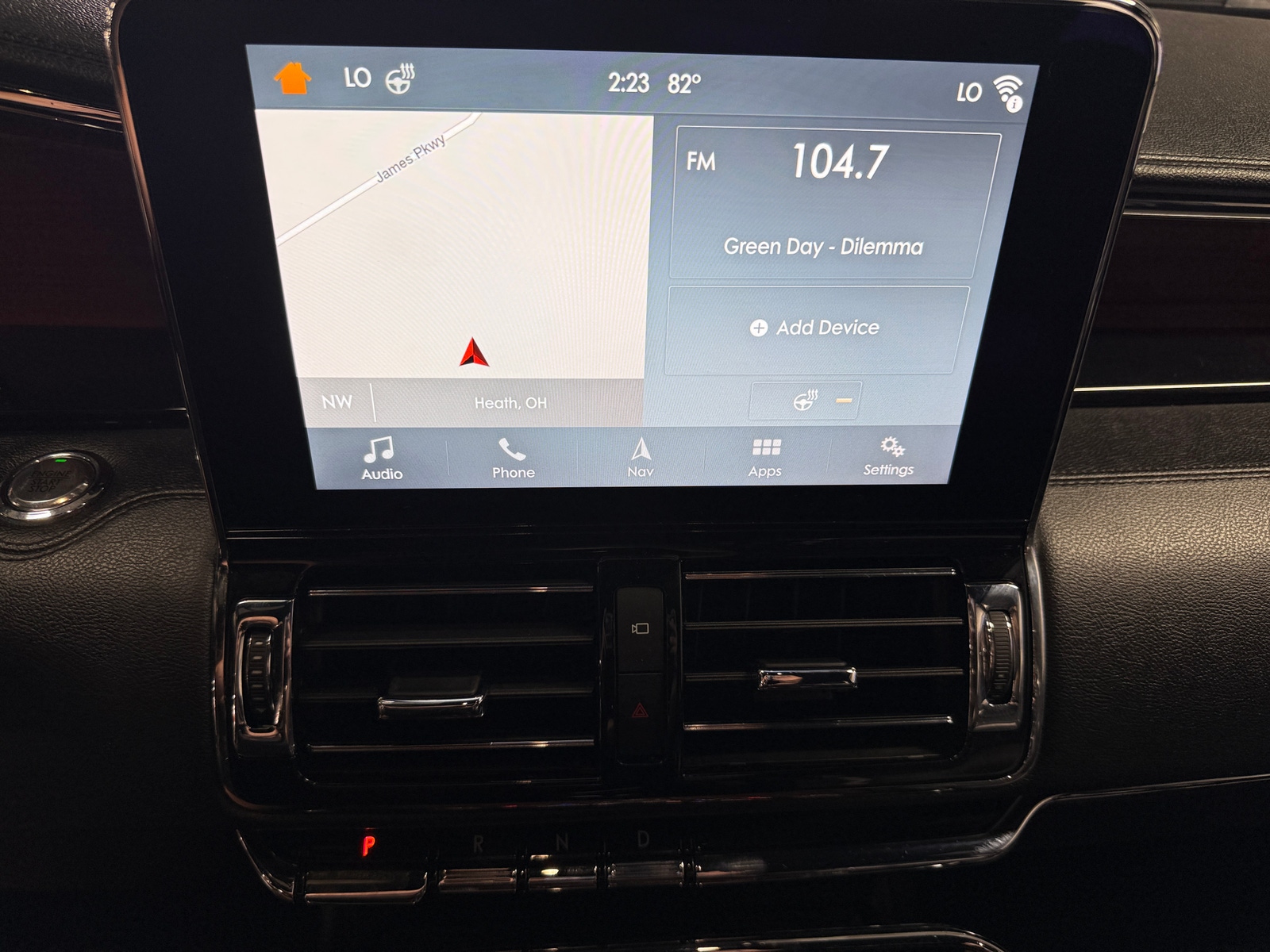 Thumbnail: 2019 Lincoln Navigator L - 3
