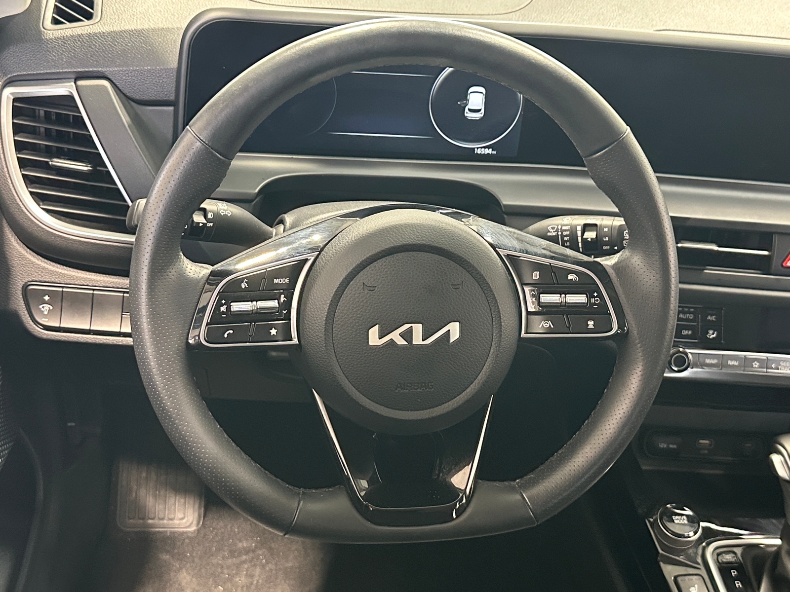 Thumbnail: 2024 Kia Seltos - 4