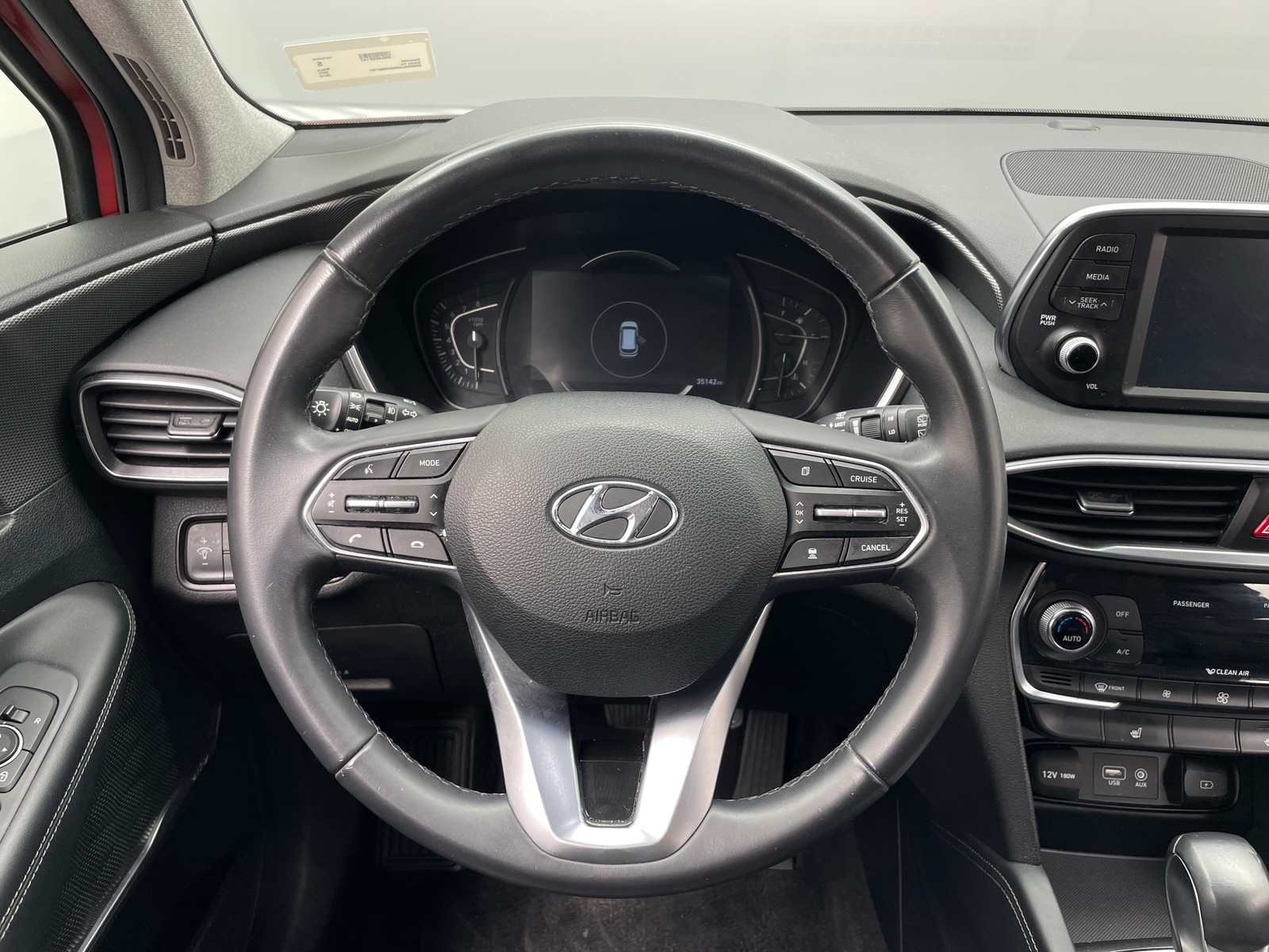 Thumbnail: 2019 Hyundai Santa Fe - 4
