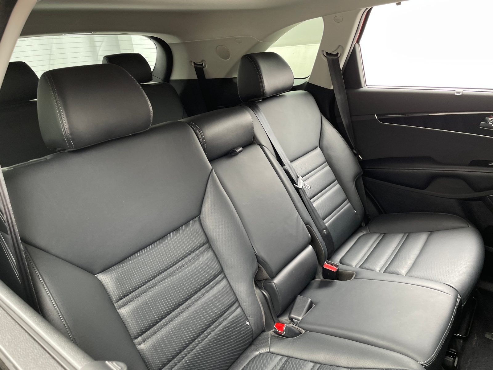 Thumbnail: 2019 Kia Sorento - 5