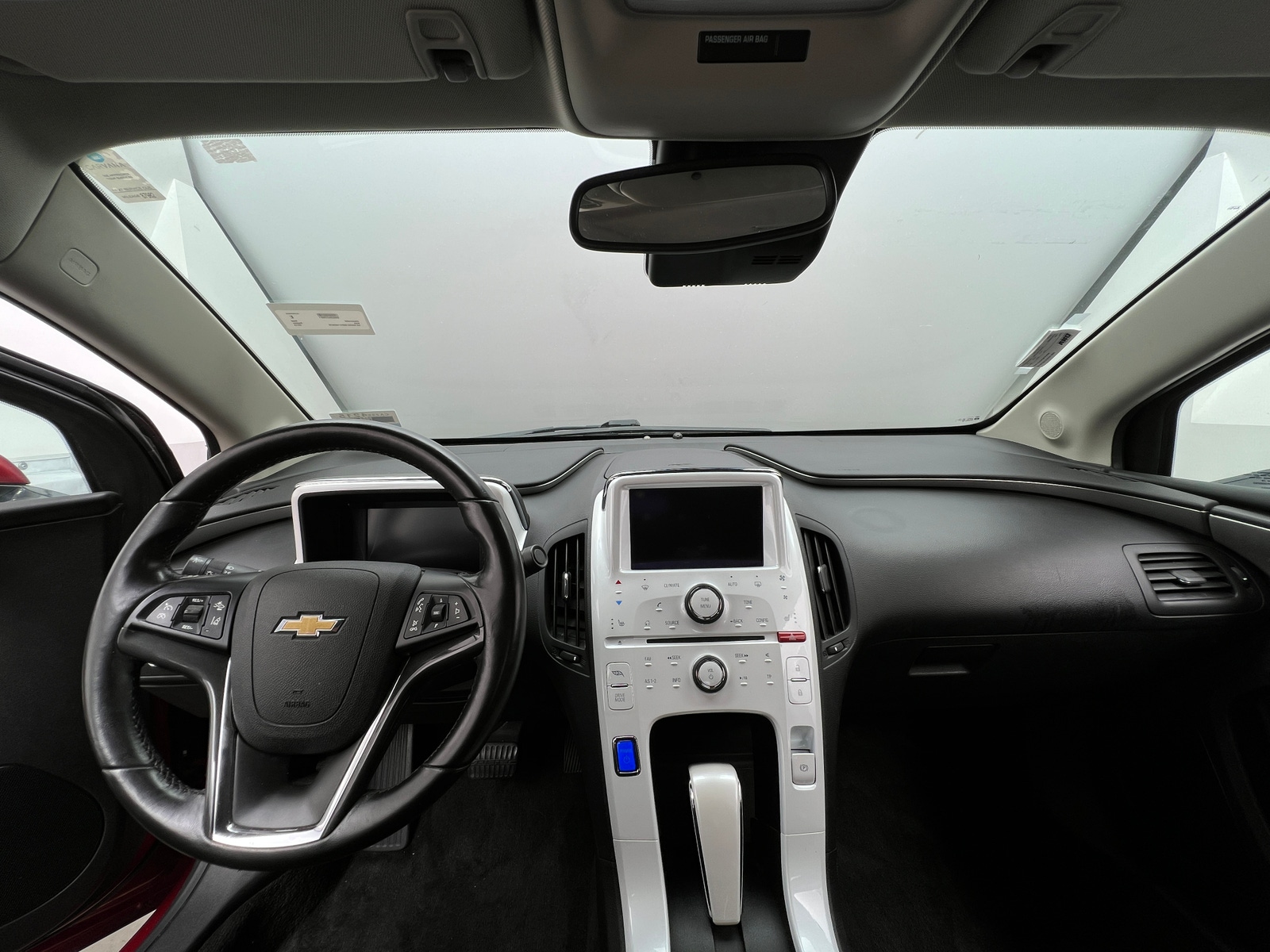 Thumbnail: 2013 Chevrolet Volt - 3