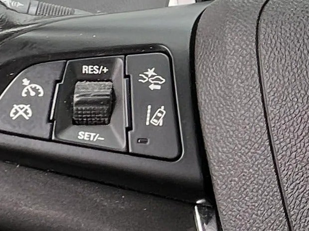 Used 2013 Chevrolet Volt Base with VIN 1G1RE6E49DU102878 for sale in Oak Creek, WI