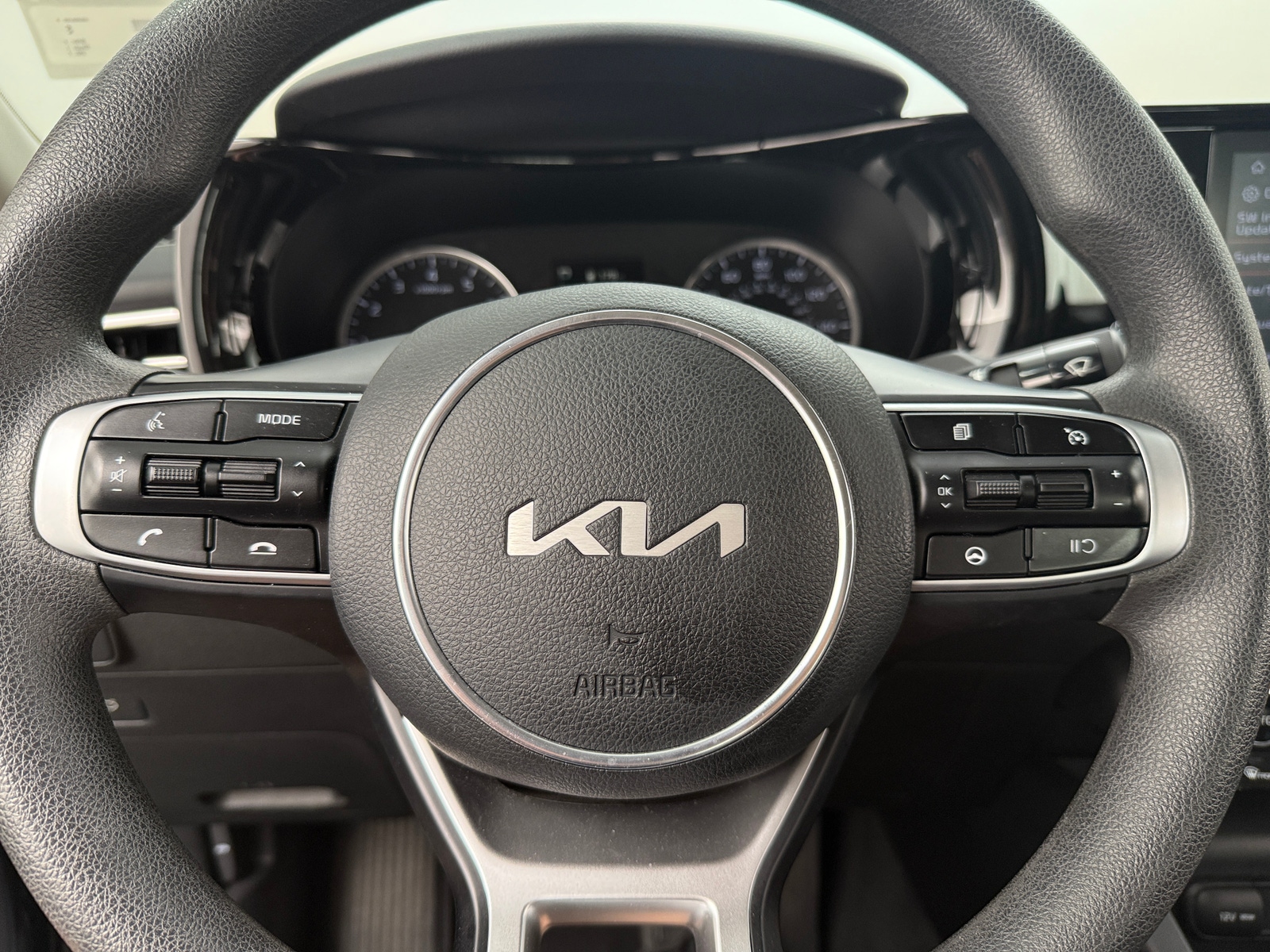 Thumbnail: 2022 Kia K5 - 5
