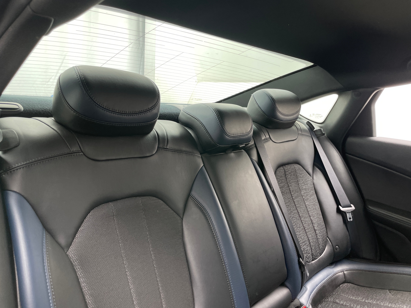 Thumbnail: 2015 Chrysler 200 - 5