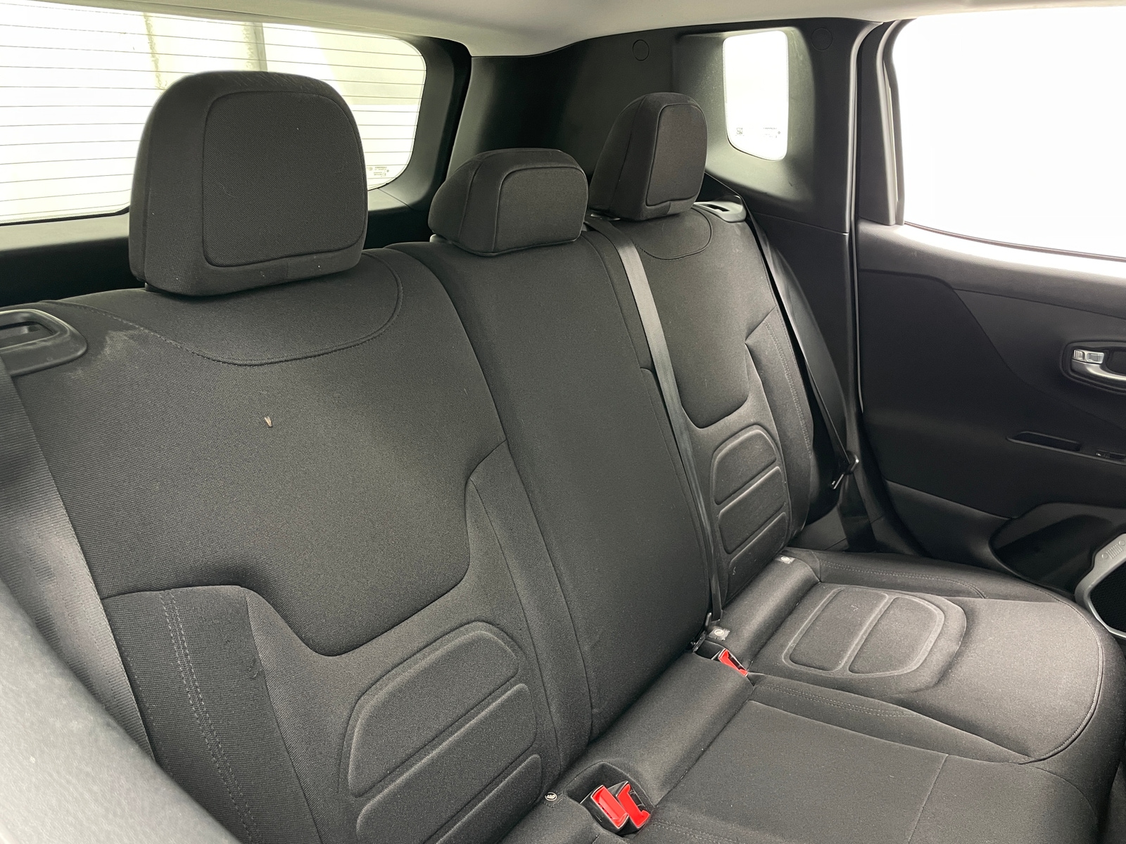 Thumbnail: 2018 Jeep Renegade - 6