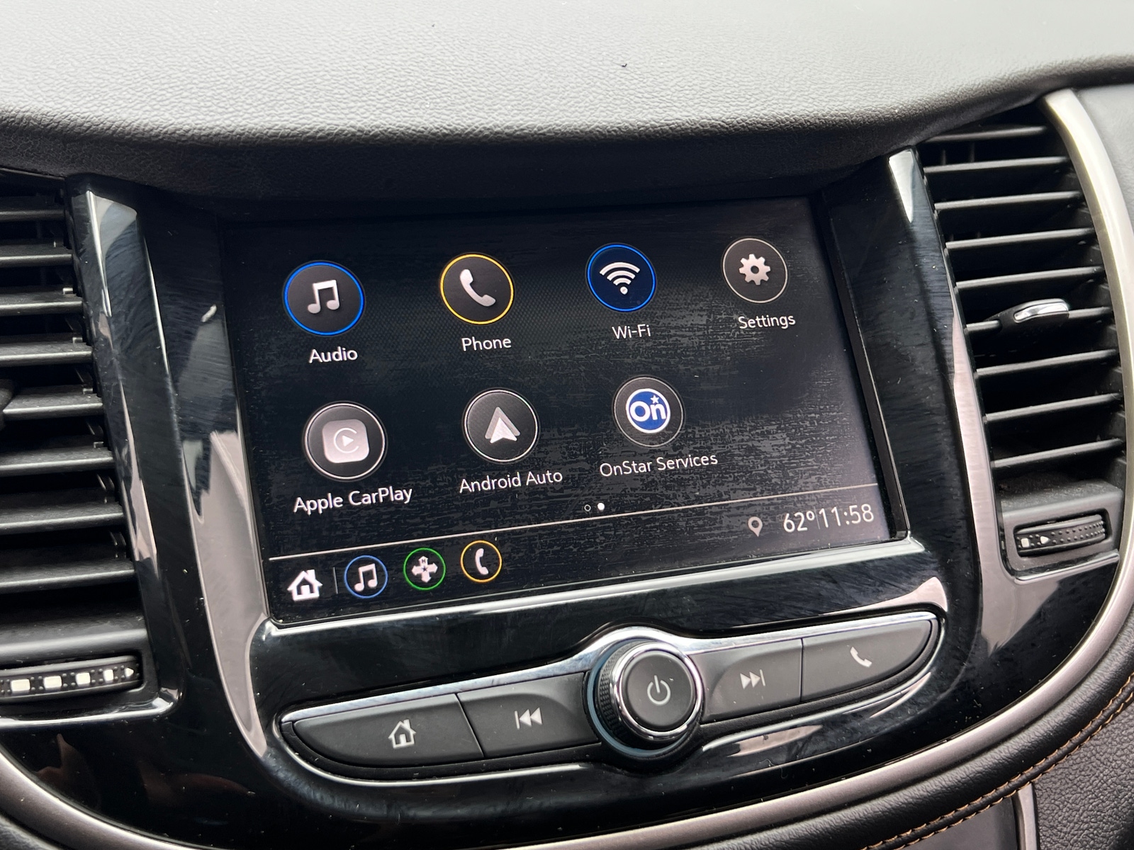 Thumbnail: 2020 Chevrolet Trax - 4