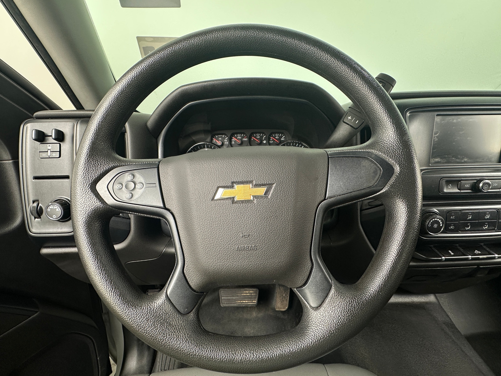 Thumbnail: 2019 Chevrolet Silverado 1500 - 5