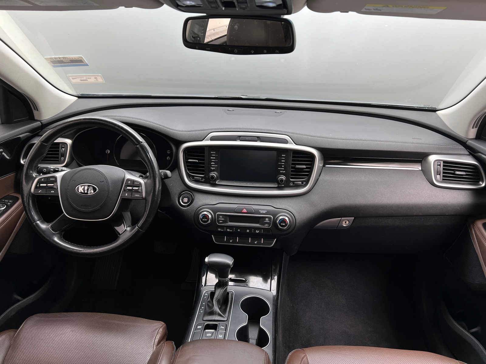 Thumbnail: 2020 Kia Sorento - 2