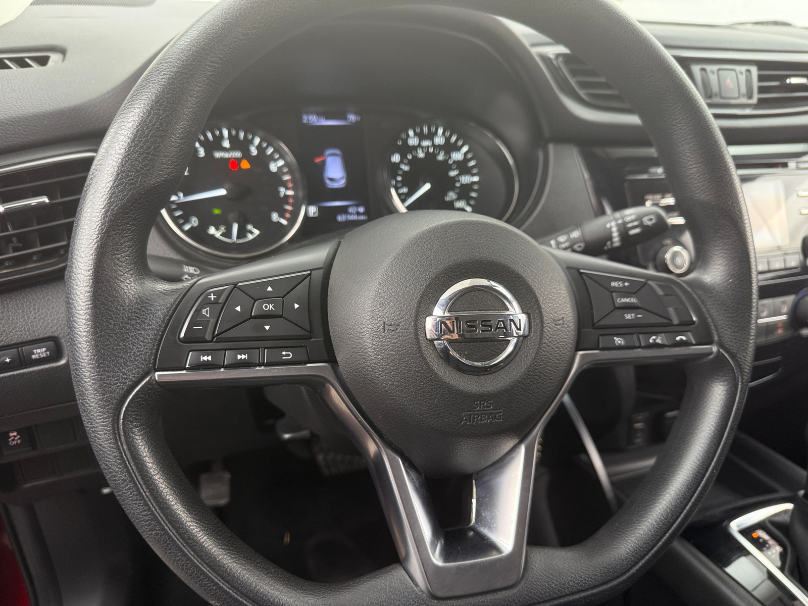Thumbnail: 2018 Nissan Rogue Sport - 5