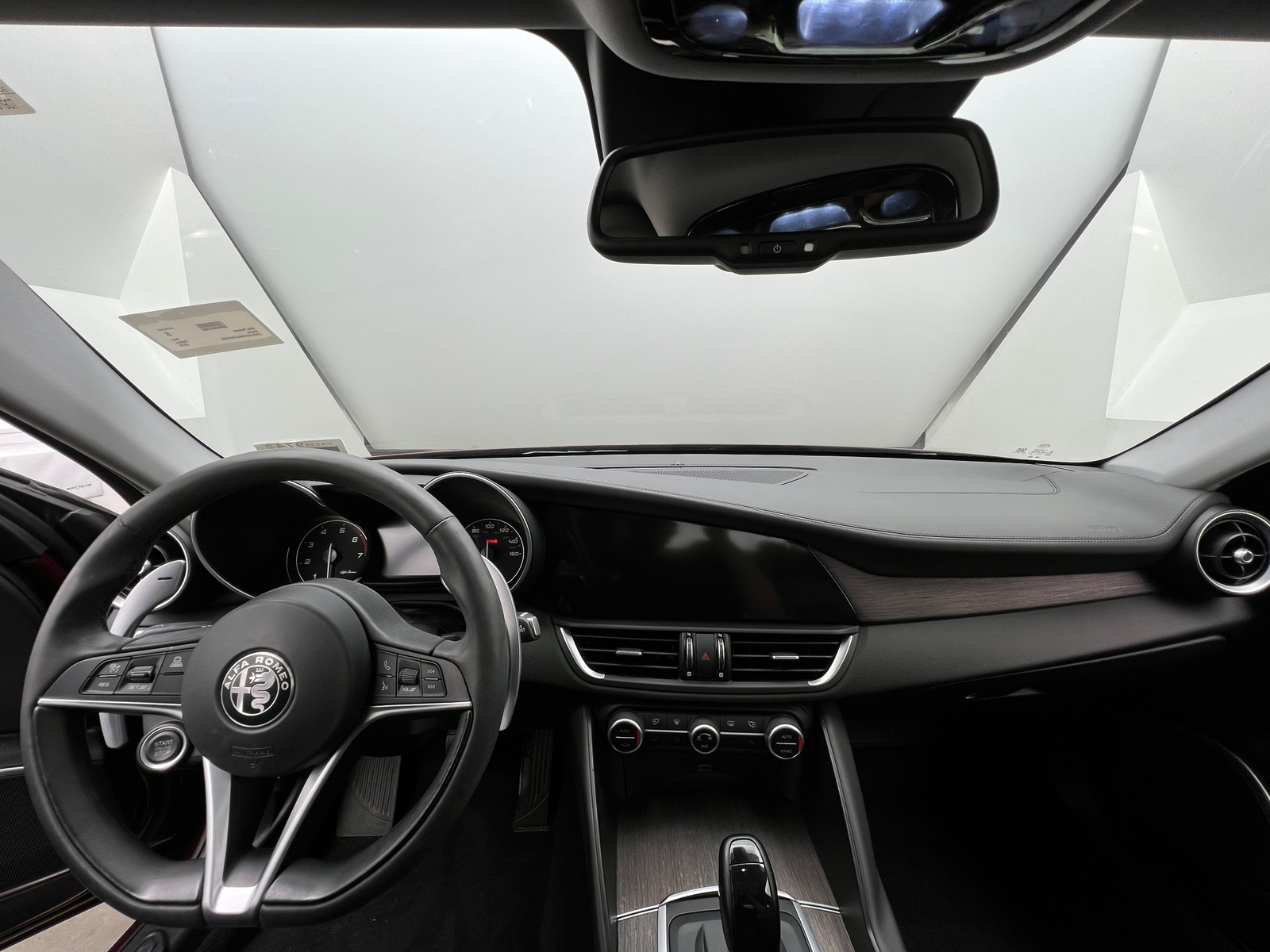 Thumbnail: 2018 Alfa Romeo Giulia - 2