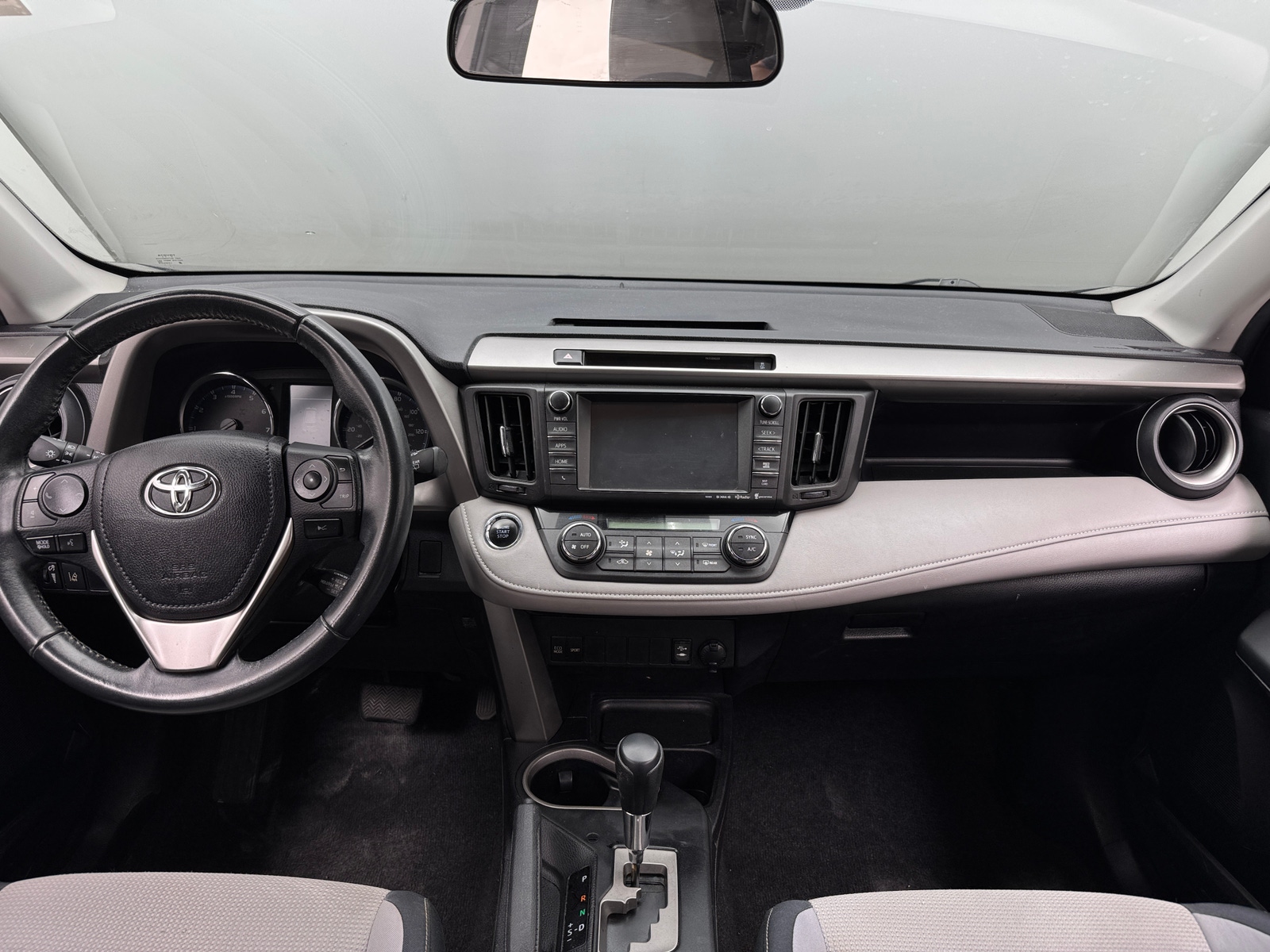 Thumbnail: 2016 Toyota RAV4 - 3