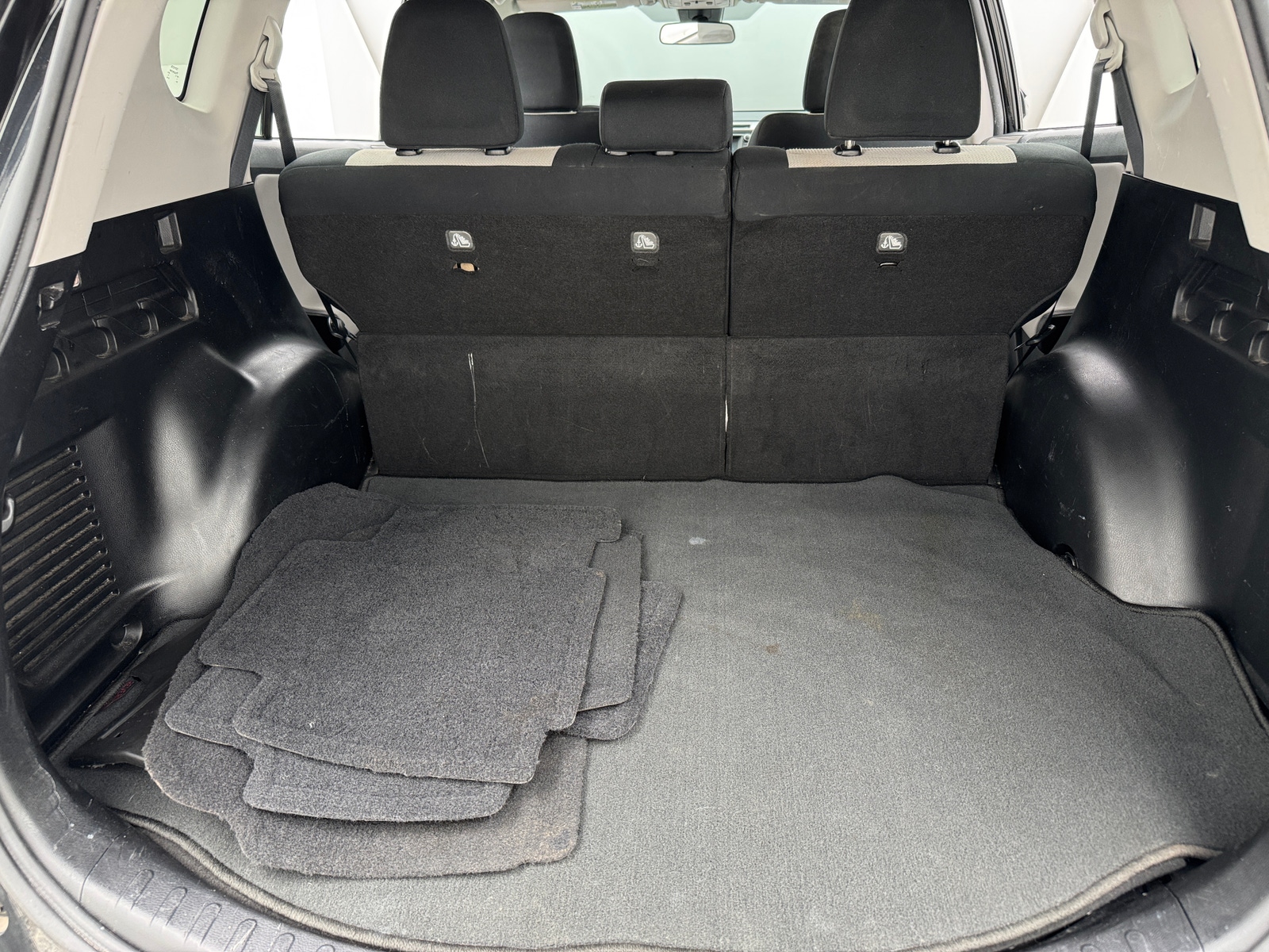 Thumbnail: 2016 Toyota RAV4 - 7