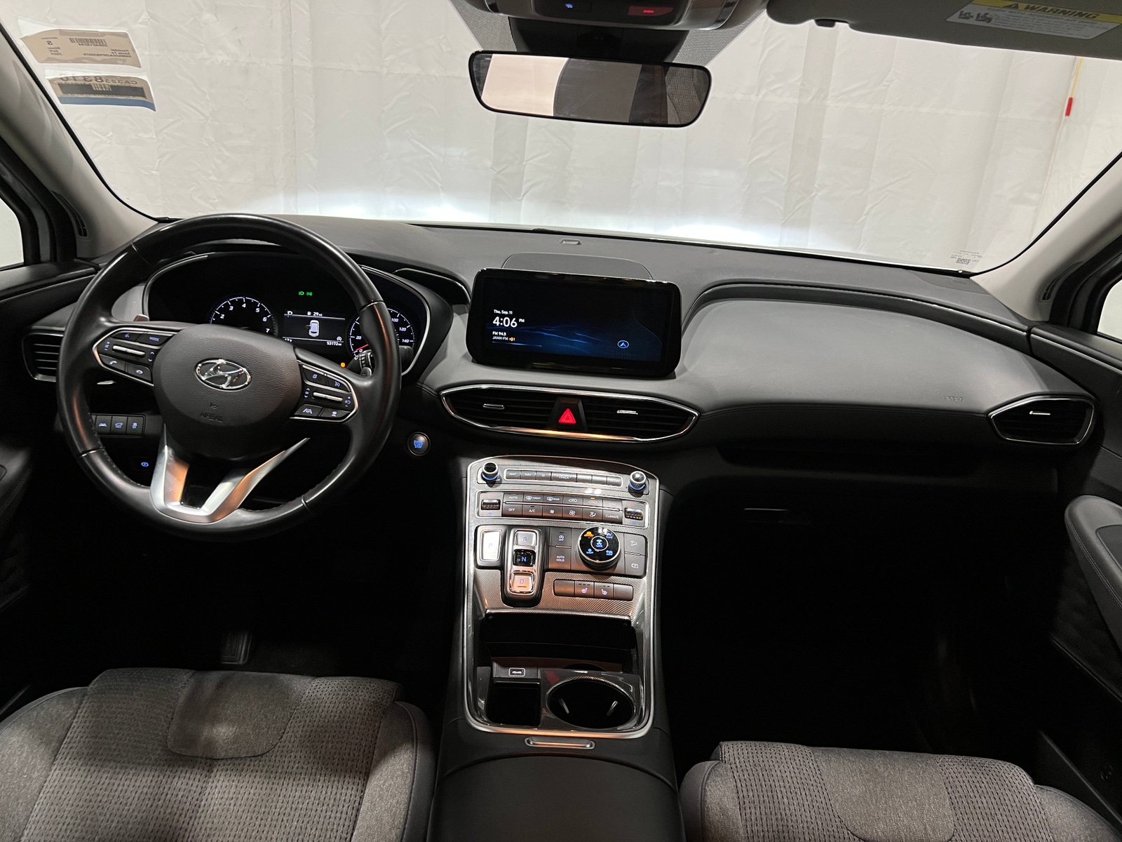 Thumbnail: 2023 Hyundai Santa Fe - 3