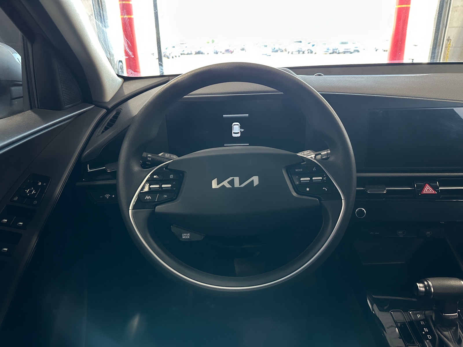 Thumbnail: 2023 Kia Niro - 5