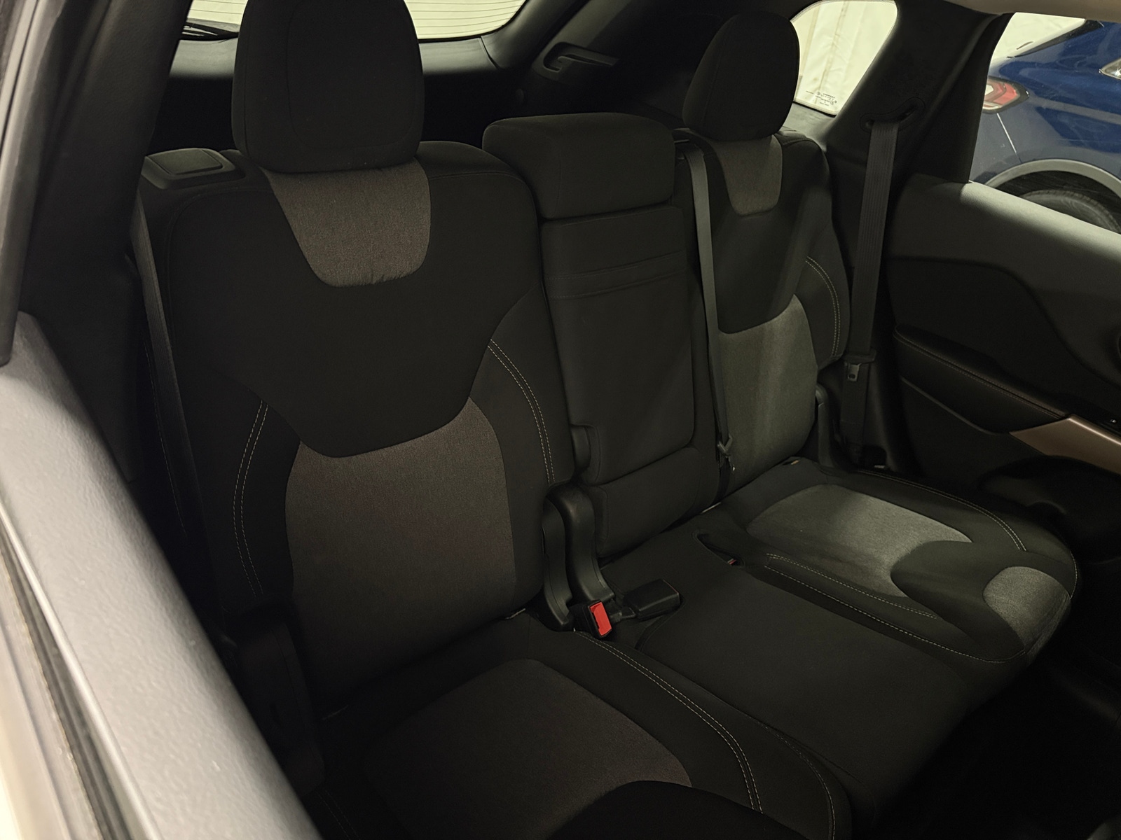 Thumbnail: 2017 Jeep Cherokee - 6