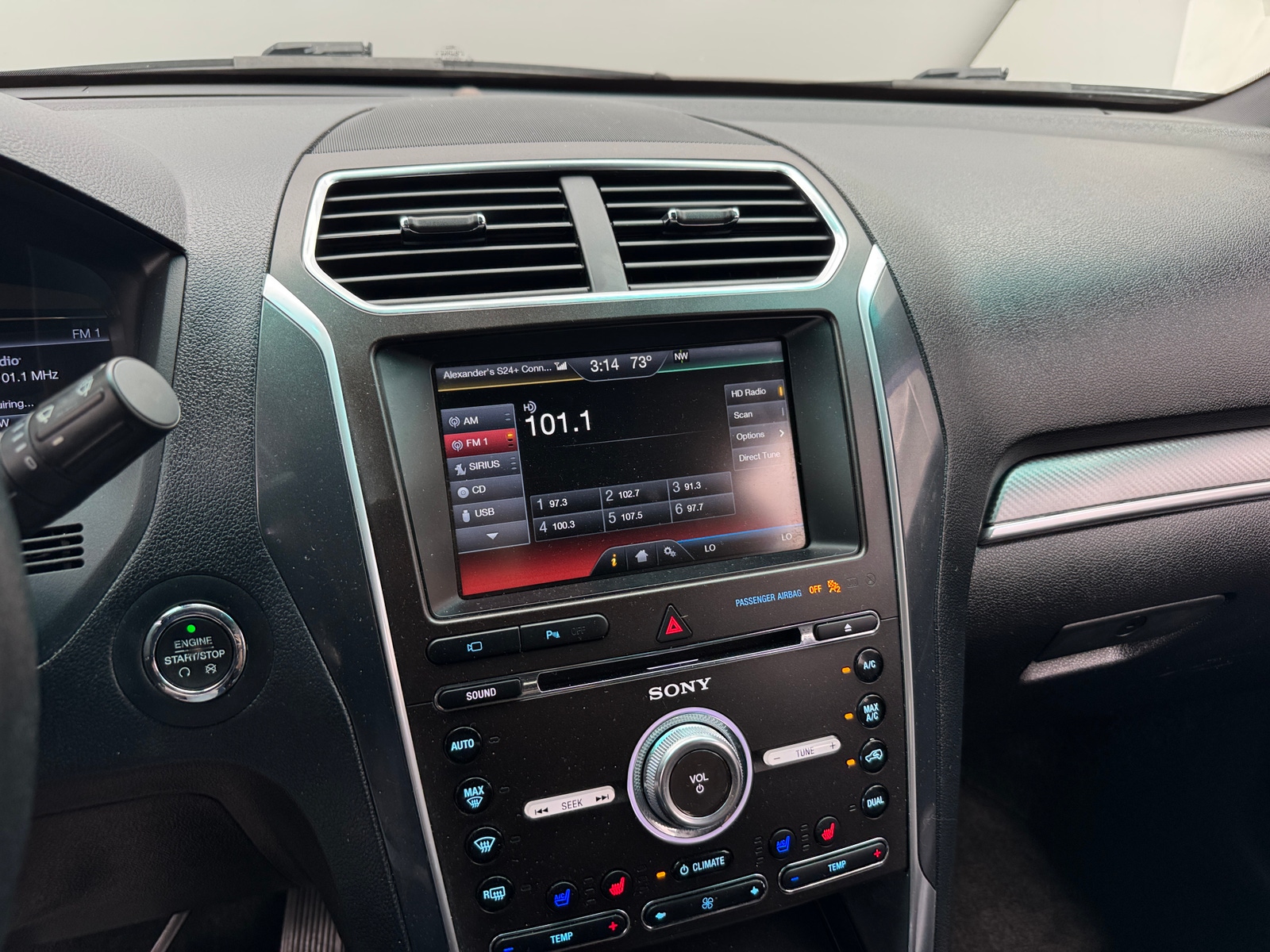 Thumbnail: 2016 Ford Explorer - 3