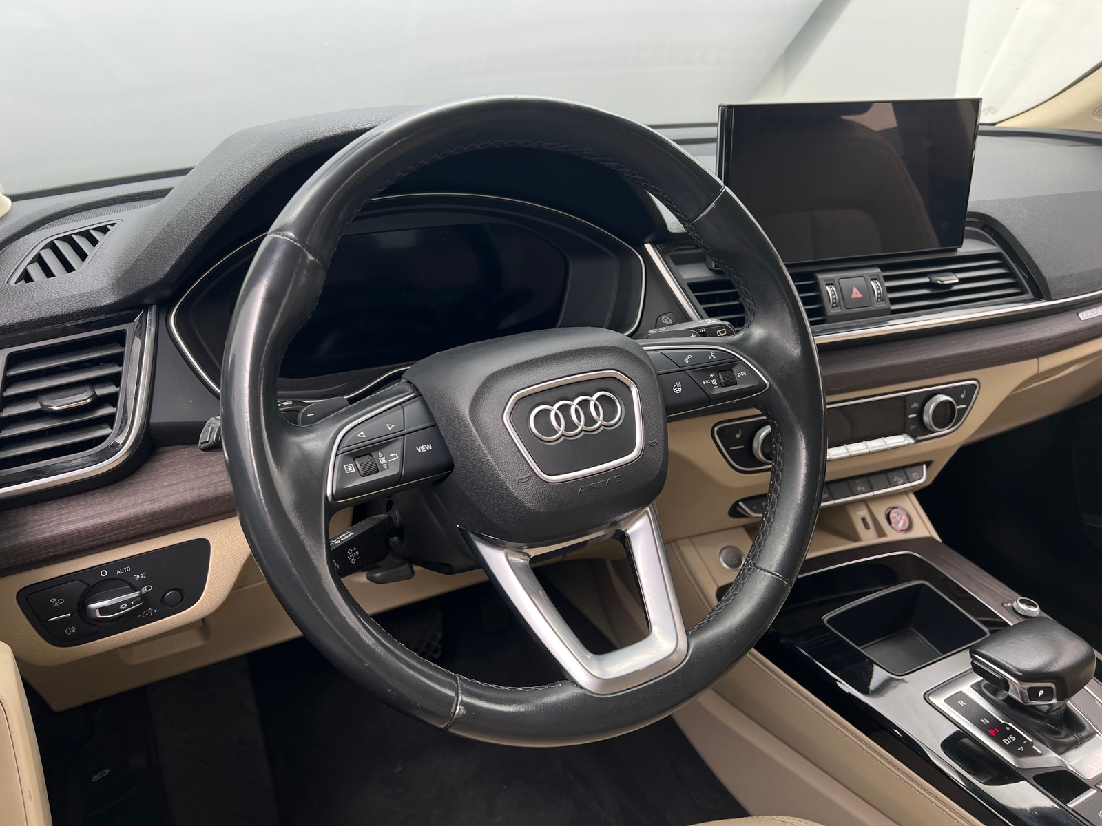 Thumbnail: 2022 Audi Q5 - 4