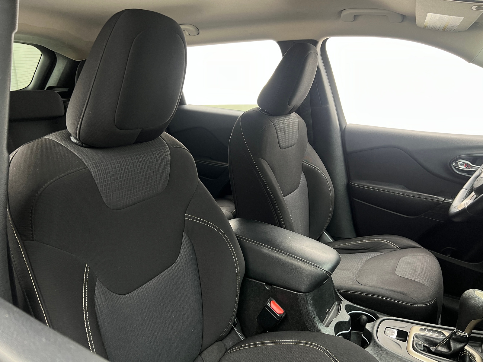 Thumbnail: 2015 Jeep Cherokee - 2