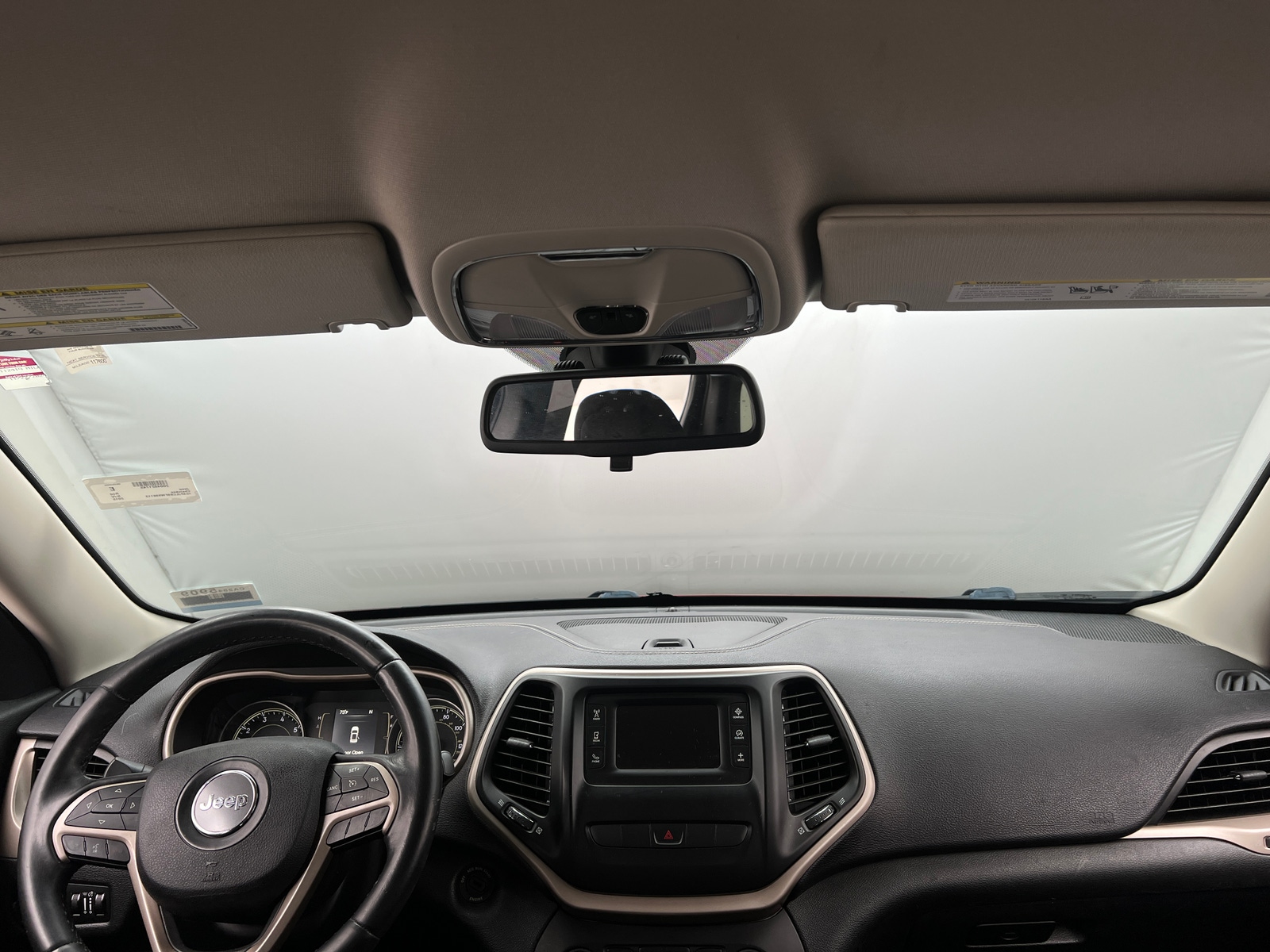 Thumbnail: 2015 Jeep Cherokee - 3