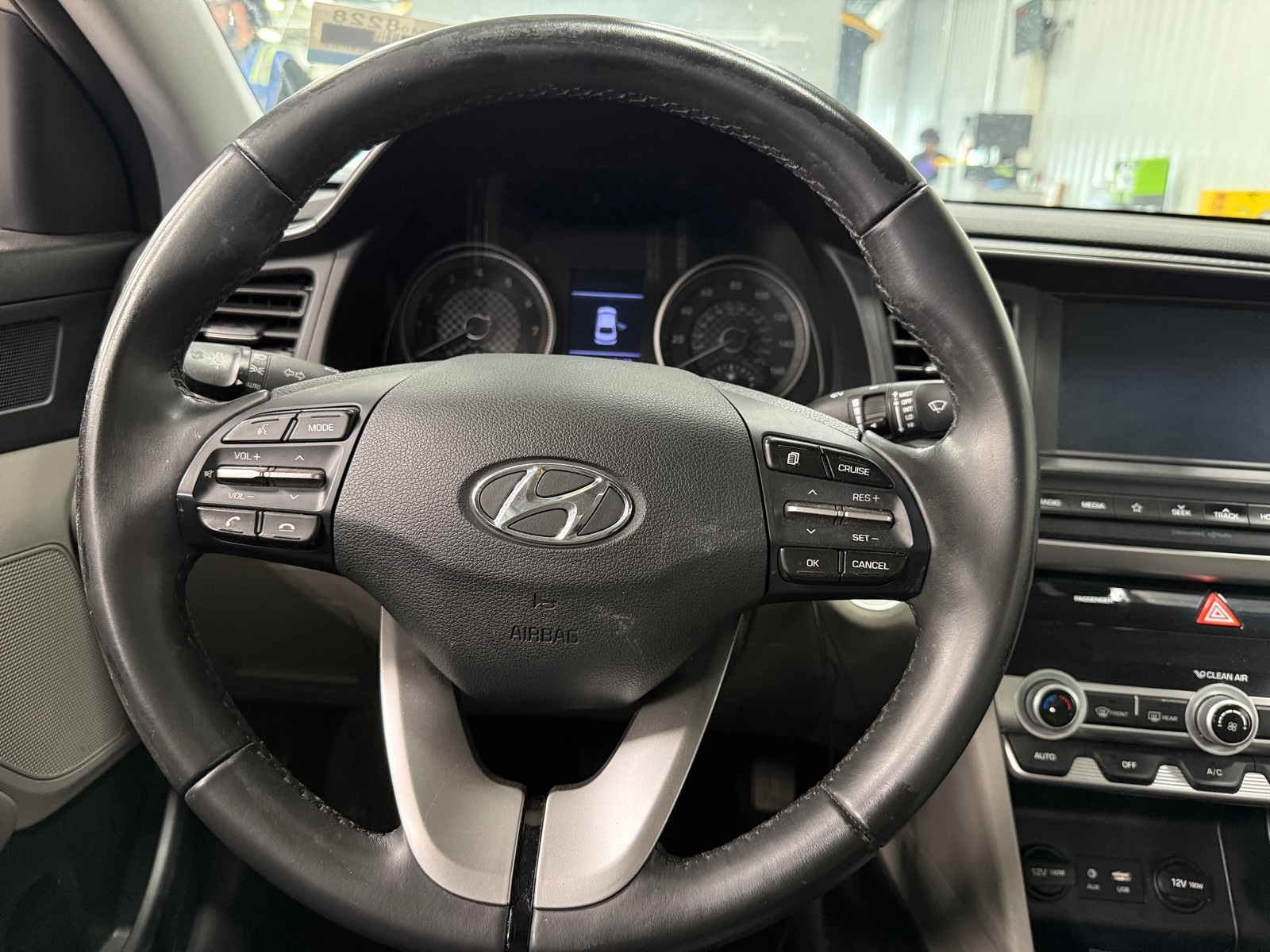 Thumbnail: 2020 Hyundai Elantra - 5