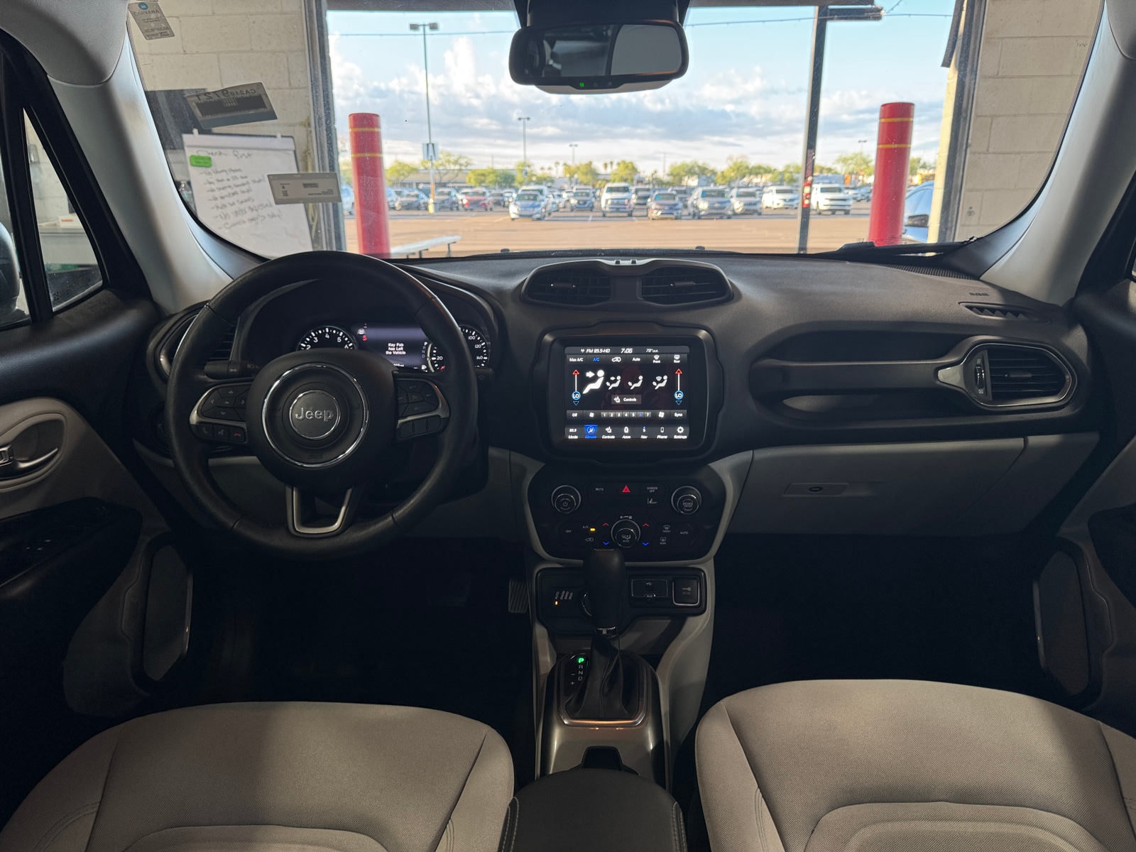 Thumbnail: 2022 Jeep Renegade - 3