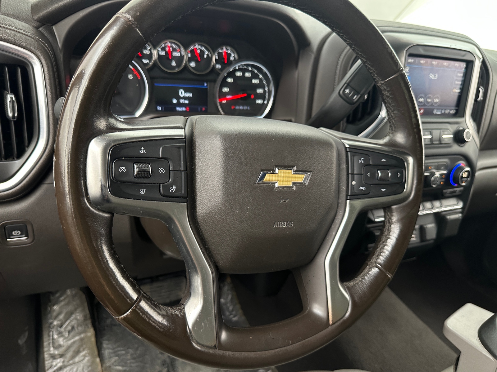 Thumbnail: 2021 Chevrolet Silverado 1500 - 4