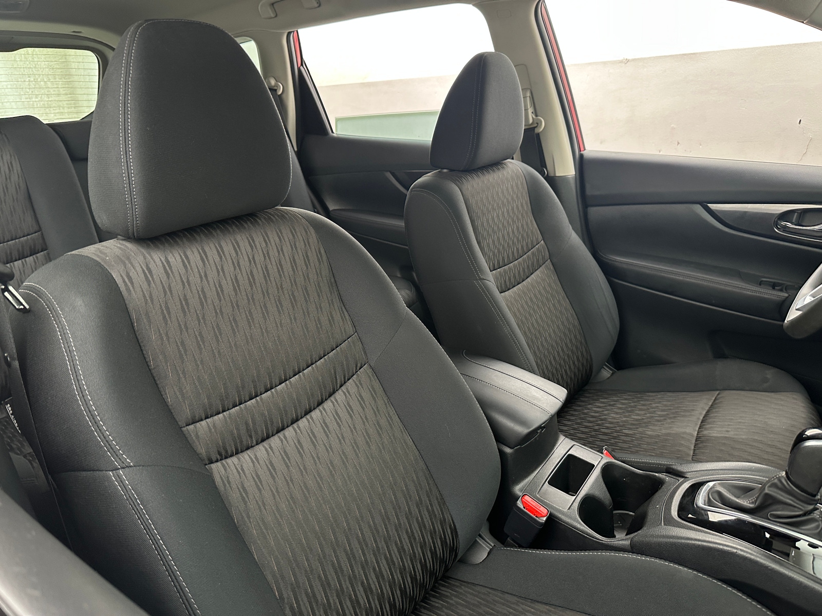 Thumbnail: 2017 Nissan Rogue - 2