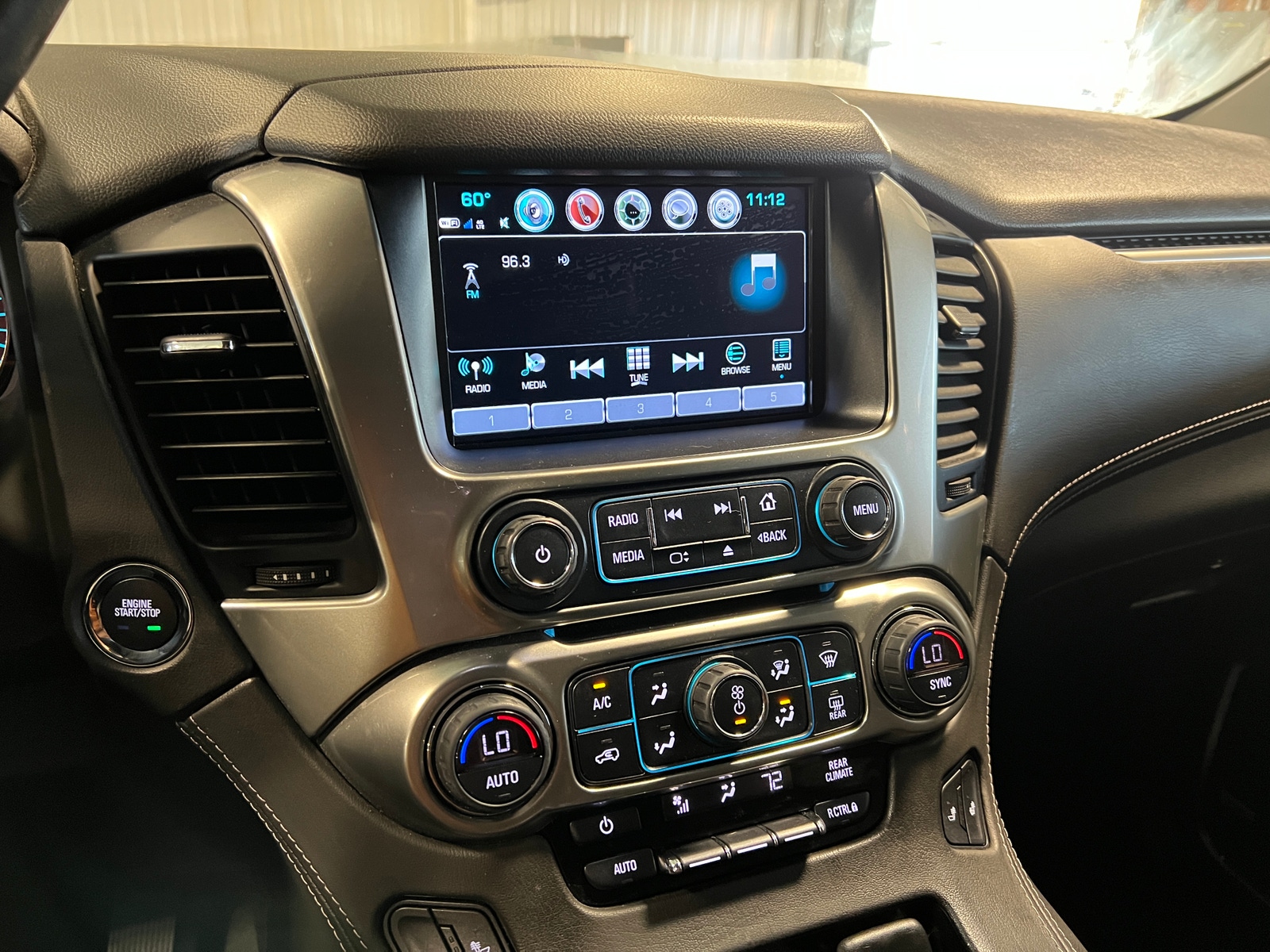 Thumbnail: 2019 Chevrolet Suburban - 3