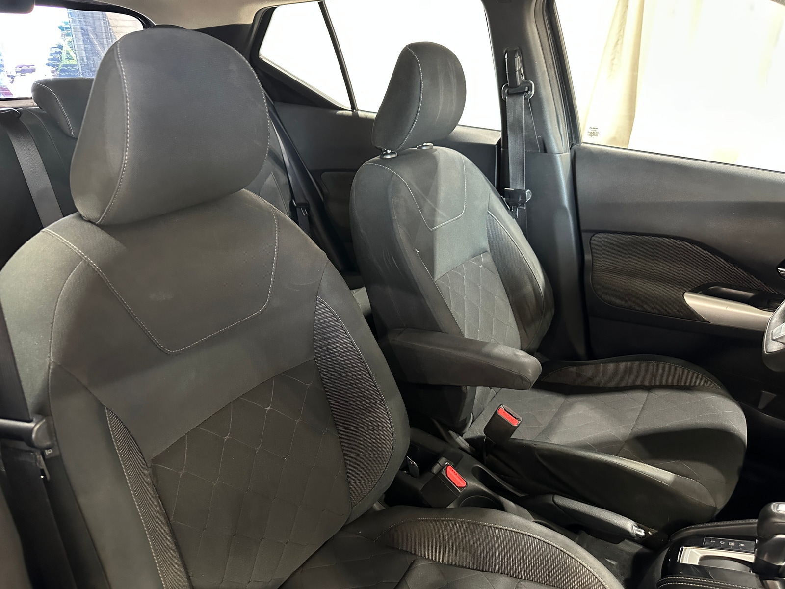 Thumbnail: 2019 Nissan Kicks - 2