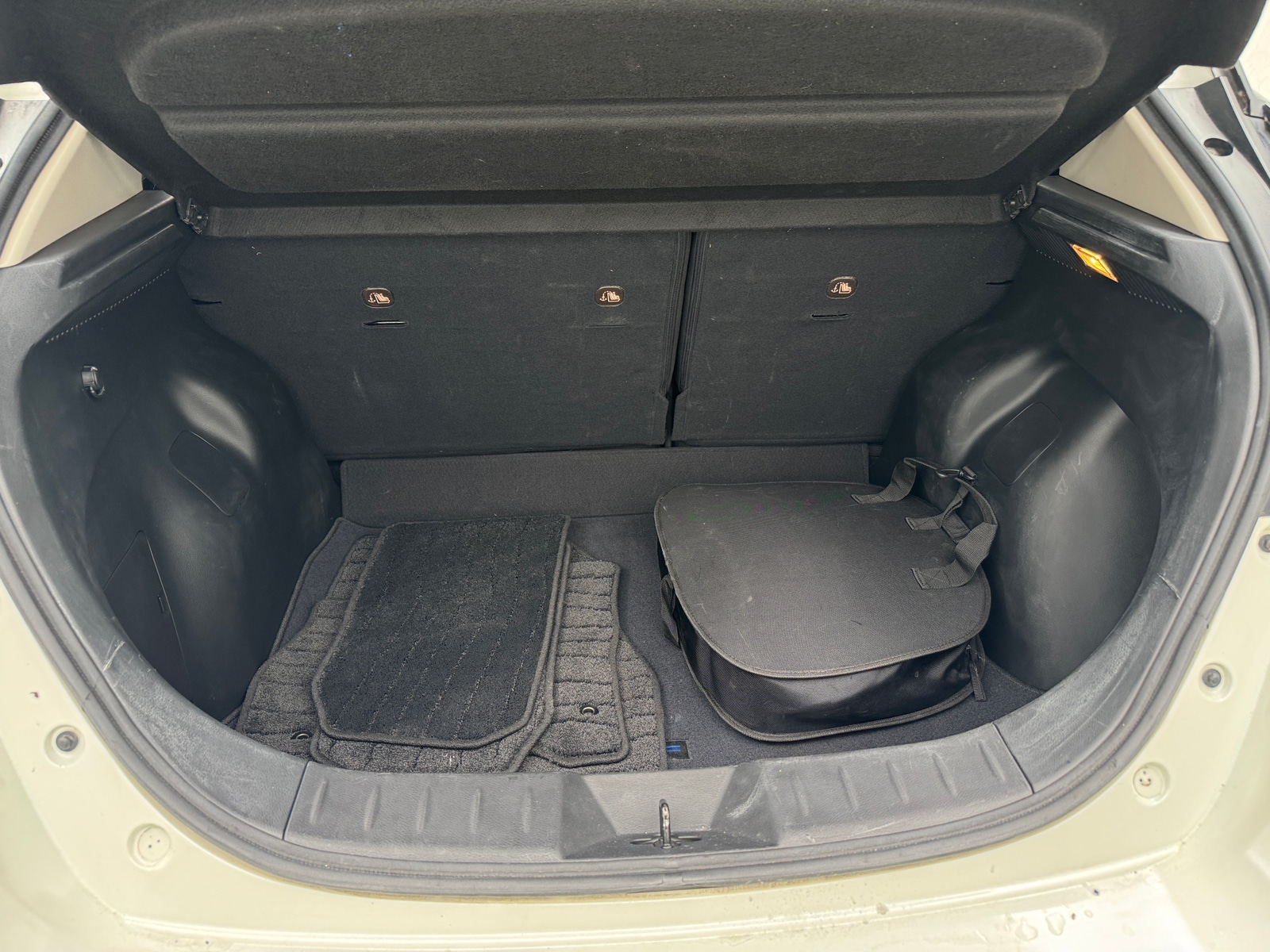 Thumbnail: 2019 Nissan Leaf - 7