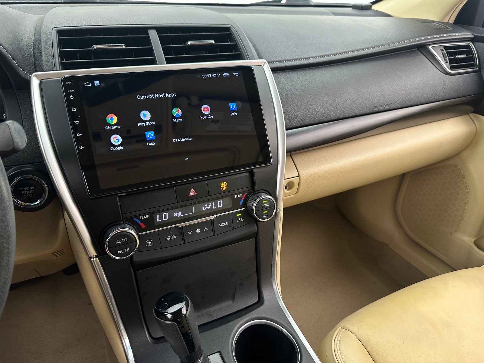 Thumbnail: 2015 Toyota Camry - 3