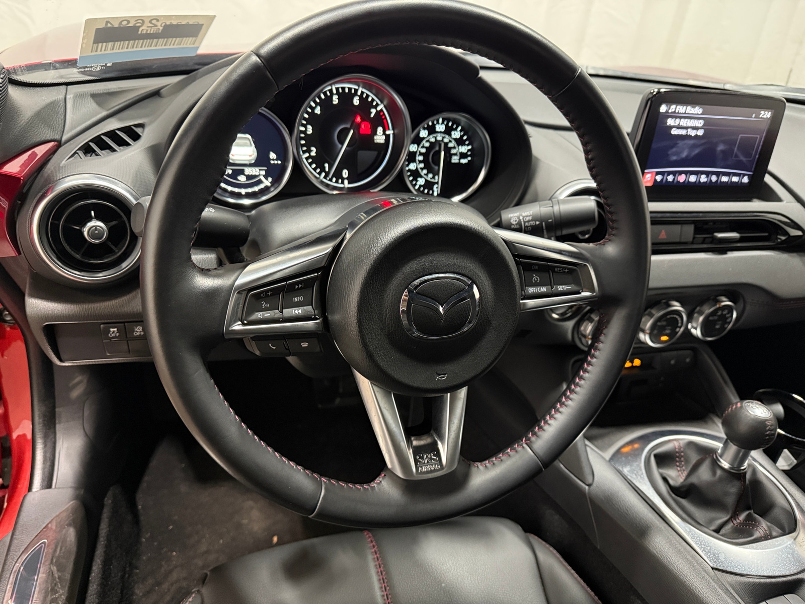 Thumbnail: 2019 Mazda MX-5 Miata - 4